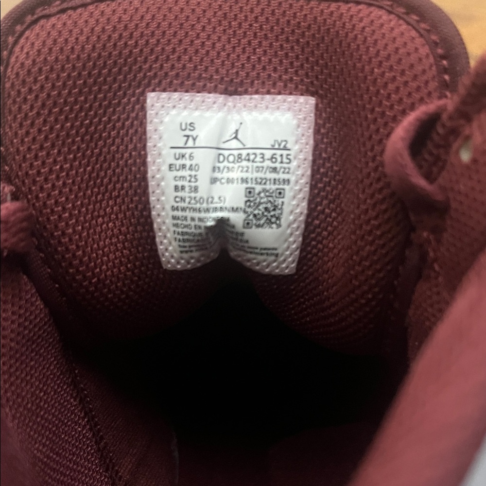 Nike Air Jordan youth Burgundy and Gray sneakers - Picture 7 of 7